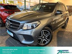 Grau Gebraucht 2017 Mercedes GLE250 AMG line SUV | 31.890 € (Fairer Preis)