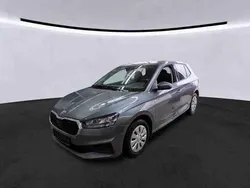 Grau (metallic) Gebraucht 2022 Skoda Fabia Ambition Kleinwagen | 13.950 € (Fairer Preis)
