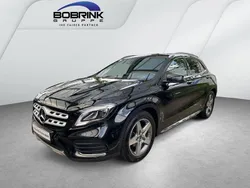 Schwarz Gebraucht 2019 Mercedes GLA180 AMG line SUV | 20.690 € (Fairer Preis)