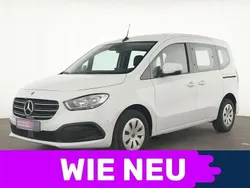 Weiß Gebraucht 2023 Mercedes T180 Van / Kleinbus | 26.375 € (Guter Preis)