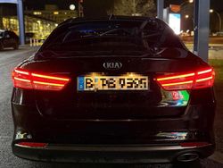 Schwarz Gebraucht 2015 Kia Optima Limousine | 11.999 €