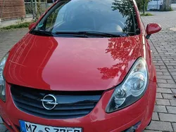 Rot Gebraucht 2010 Opel Corsa Limousine | 3.500 € (Fairer Preis)