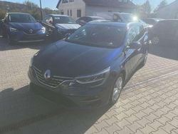 Blau Gebraucht 2021 Renault Mégane IV Intens Kombi | 16.200 € (Fairer Preis)