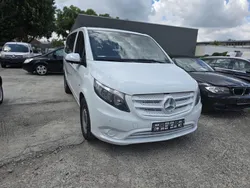 Weiß Gebraucht 2022 Mercedes Vito Van / Kleinbus | 27.800 € (Fairer Preis)