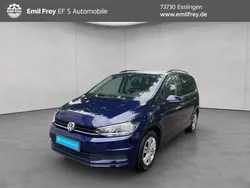 Blau Gebraucht 2019 VW Touran Trendline Van / Kleinbus | 17.890 € (Guter Preis)