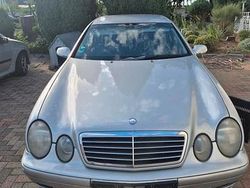 Silber Gebraucht 2000 Mercedes CLK200 Coupé | 1.300 € (Fairer Preis)