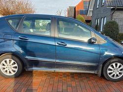 Blau Gebraucht 2005 Mercedes A150 Elegance Van / Kleinbus | 3.499 € (Fairer Preis)