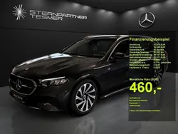 Grau Gebraucht 2023 Mercedes E220 Avantgarde Kombi | 42.690 € (Guter Preis)