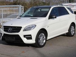 Weiß Gebraucht 2012 Mercedes ML350 AMG line SUV | 20.900 € (Fairer Preis)