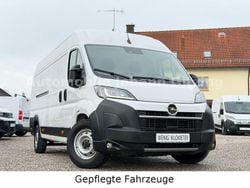 Bianco Gebraucht 2024 Opel Movano Limousine | 23.799 € (Guter Preis)