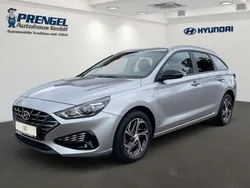 Silber Gebraucht 2022 Hyundai i30 Kombi | 17.860 € (Etwas zu teuer)
