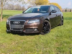 Braun Gebraucht 2011 Audi A4 S-Line Kombi | 8.900 € (Guter Preis)