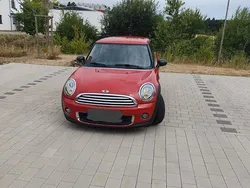 Rot Gebraucht 2011 Mini ONE Kleinwagen | 4.400 € (Fairer Preis)