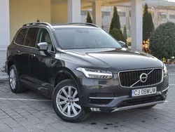 Grau Gebraucht 2015 Volvo XC90 Momentum SUV | 20.200 €