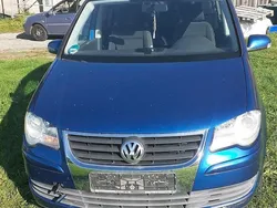 Blau Gebraucht 2007 VW Touran Van / Kleinbus | 3.500 € (Teuer)