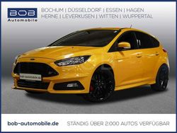 Gelb Gebraucht 2018 Ford Focus ST Limousine | 18.888 € (Fairer Preis)