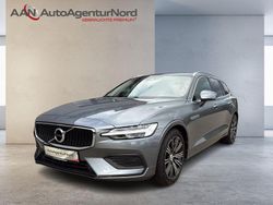 Grau Gebraucht 2020 Volvo V60 Momentum Kombi | 21.950 € (Guter Preis)