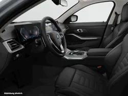 Skyscraper grau metallic Gebraucht 2024 BMW 330e Comfort Edition Kombi | 47.294 € (Fairer Preis)