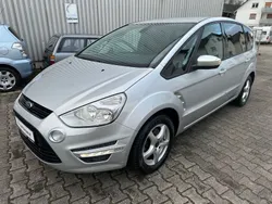 Silber Gebraucht 2010 Ford S-MAX Trend Van / Kleinbus | 5.500 € (Fairer Preis)