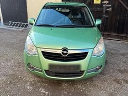 Grün Gebraucht 2009 Opel Agila Kleinwagen | 450 € (Superpreis)