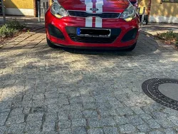 Rot Gebraucht 2013 Kia Rio 2 Coupé | 5.700 € (Fairer Preis)