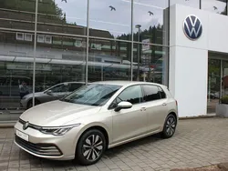 Silber Gebraucht 2024 VW Golf VIII Move Limousine | 24.990 € (Fairer Preis)
