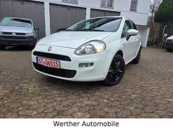 Weiß Gebraucht 2014 Fiat Punto Street Limousine | 4.490 € (Etwas zu teuer)