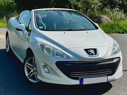 Weiß Gebraucht 2011 Peugeot 308 CC Premium Cabrio | 6.500 € (Fairer Preis)