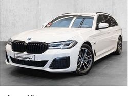 Weiß Gebraucht 2022 BMW 530e Shadowline Kombi | 35.490 € (Fairer Preis)