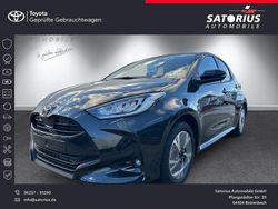 Schwarz Neu 2025 Toyota Yaris Hybrid Limousine | 30.770 € (Teuer)
