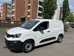 Weiß Gebraucht 2020 Peugeot Partner Van / Kleinbus | 10.500 € (Fairer Preis)