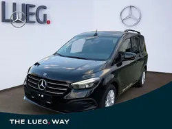 Schwarz Gebraucht 2024 Mercedes T180 Progressive Van / Kleinbus | 40.341 €