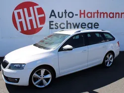 Weiß Gebraucht 2014 Skoda Octavia Elegance Kombi | 11.940 € (Fairer Preis)