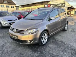 Braun Gebraucht 2010 VW Golf Plus Cross Van / Kleinbus | 7.990 € (Teuer)