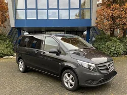 Schwarz Gebraucht 2023 Mercedes Vito Van / Kleinbus | 38.000 € (Fairer Preis)
