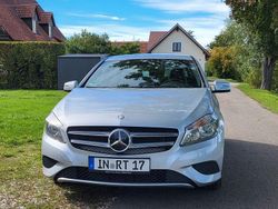 Silber Gebraucht 2015 Mercedes A180 Limousine | 11.000 € (Fairer Preis)