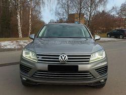 Silber Gebraucht 2017 VW Touareg Exclusive SUV | 25.500 € (Fairer Preis)