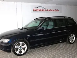 Blau Gebraucht 2005 BMW 320 Exclusive Kombi | 1.990 € (Fairer Preis)