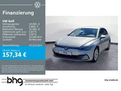 Silber Gebraucht 2022 VW Golf VIII Life Limousine | 18.980 € (Guter Preis)