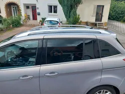 Grau Gebraucht 2013 Ford C-MAX Van / Kleinbus | 9.200 €