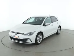 Weiß Gebraucht 2020 VW Golf VIII Life Limousine | 20.870 € (Fairer Preis)