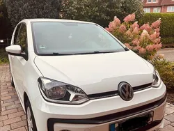 Weiß Gebraucht 2017 VW up! high up! Kleinwagen | 6.490 € (Fairer Preis)