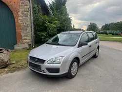 Silber Gebraucht 2006 Ford Focus Kombi | 1.999 € (Fairer Preis)