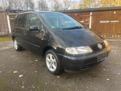 Schwarz Gebraucht 1999 VW Sharan Van / Kleinbus | 3.990 €
