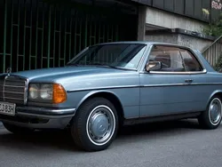 Blau Gebraucht 1983 Mercedes 230 Coupé | 16.500 €