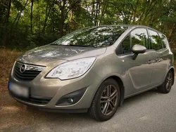 Beige Gebraucht 2013 Opel Meriva Van / Kleinbus | 6.250 € (Fairer Preis)