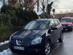 Blau Gebraucht 2008 Nissan Qashqai SUV | 4.550 € (Etwas zu teuer)