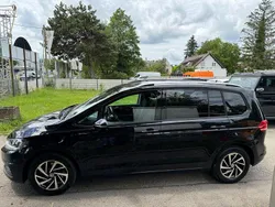 Schwarz Gebraucht 2018 VW Touran Join Van / Kleinbus | 17.900 € (Guter Preis)