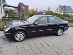 Schwarz Gebraucht 2003 Mercedes E500 Elegance Limousine | 9.000 € (Fairer Preis)