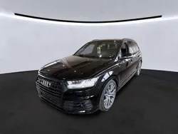 Orcaschwarz/deep black Gebraucht 2018 Audi SQ7 Sport SUV | 48.190 € (Guter Preis)